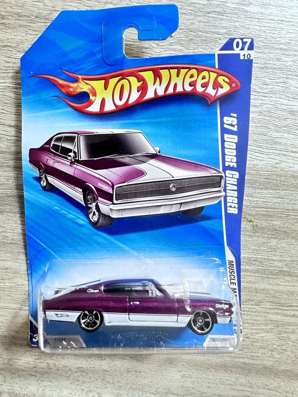 Hot Wheels Muscle Mania ‘10- '67 Dodge Charger 07/10 New Hotwheels H71